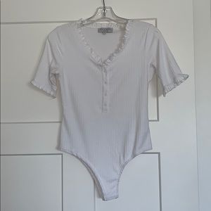 Short sleeved bodysuit